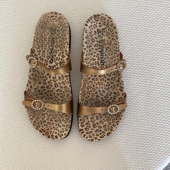 Mephisto Shoes - Mephisto Size 37 metallic gold Cheetah 🐆 print with rhinestones